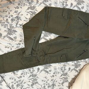 Blank NYC Olive Green Cargo PantsEUC Blank NYC pants